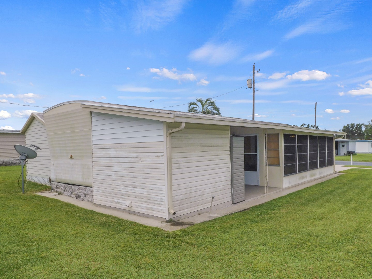 11140 Melody Lane, Dade City, FL 33525 (60)