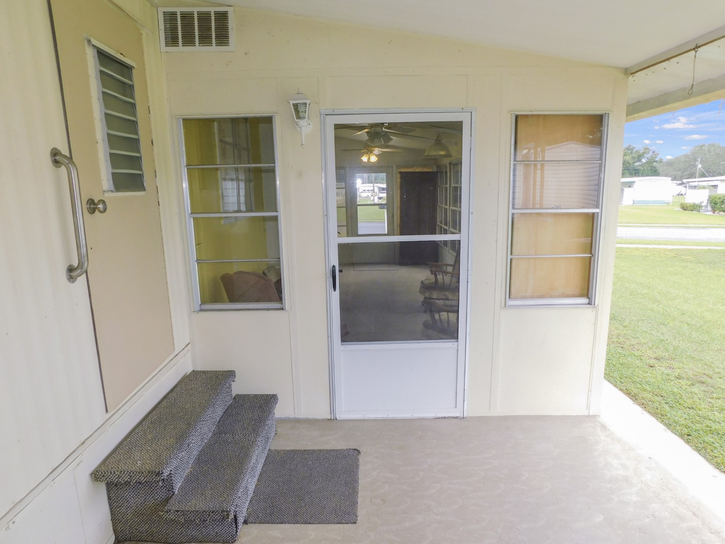 11140 Melody Lane, Dade City, FL 33525 (67)