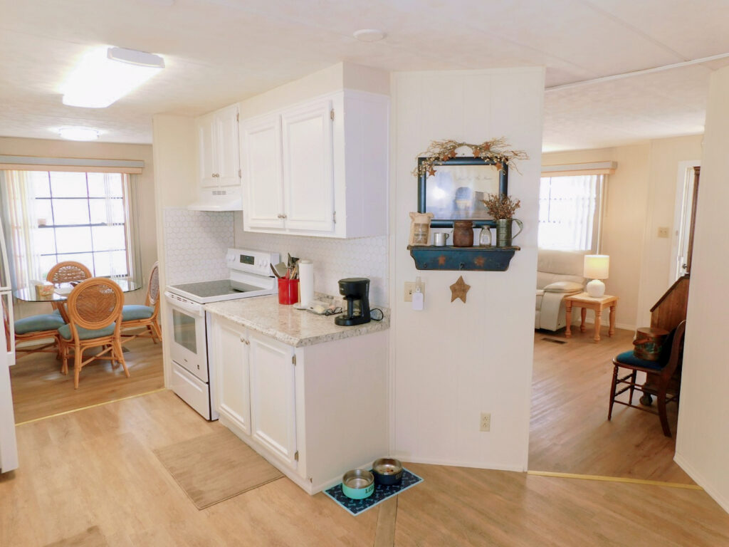 12 Parkwood Road, Winter Haven, Florida 33881 in 2026 (11)