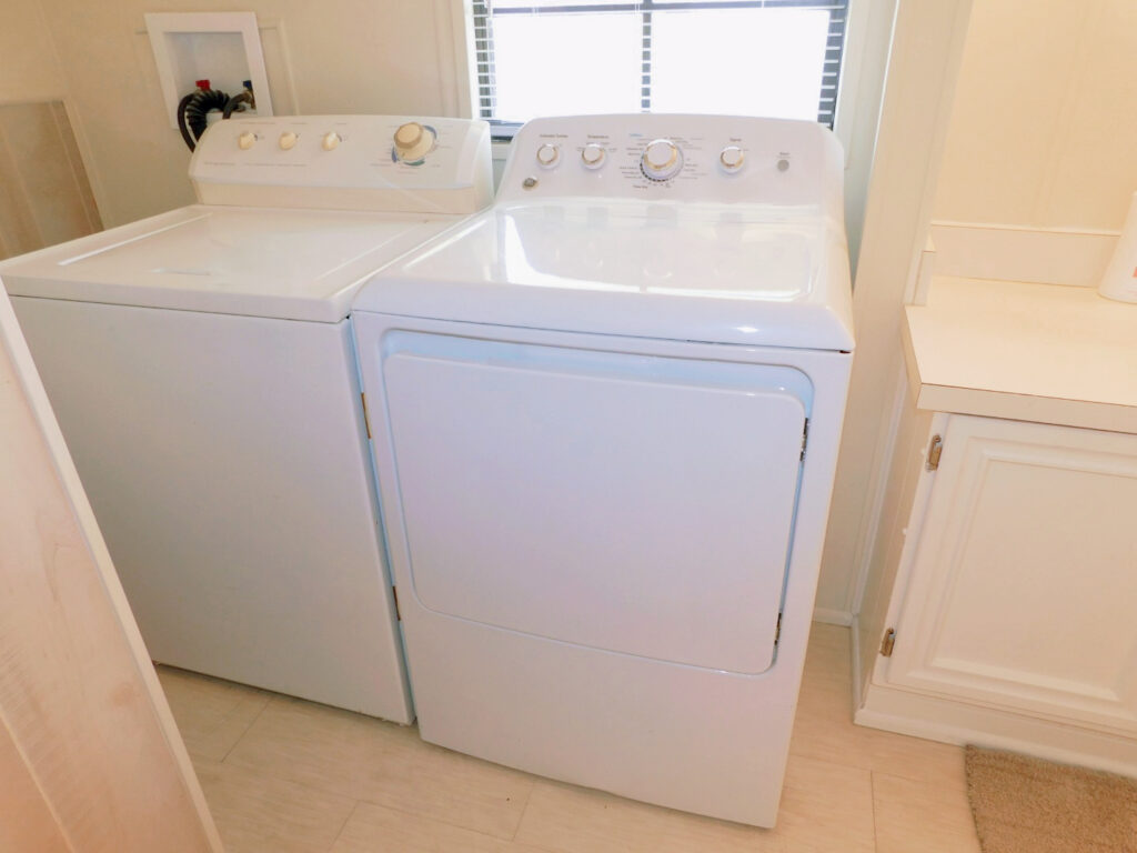 12 Parkwood Road, Winter Haven, Florida 33881 in 2026 (35)