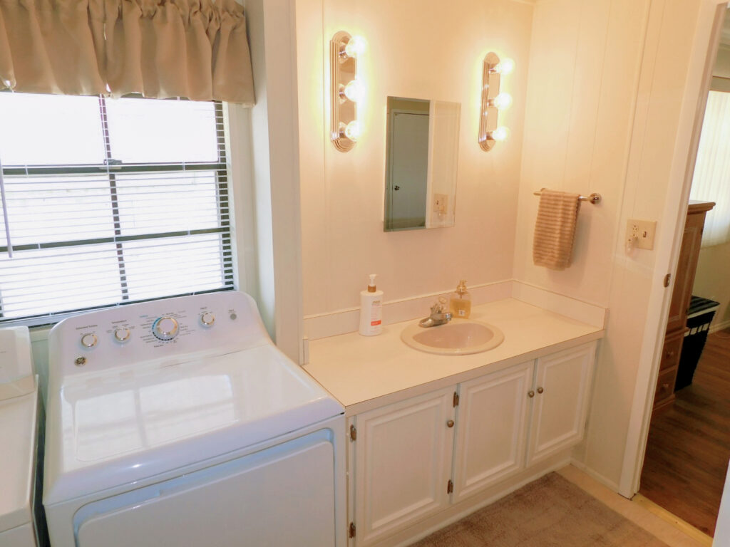 12 Parkwood Road, Winter Haven, Florida 33881 in 2026 (36)