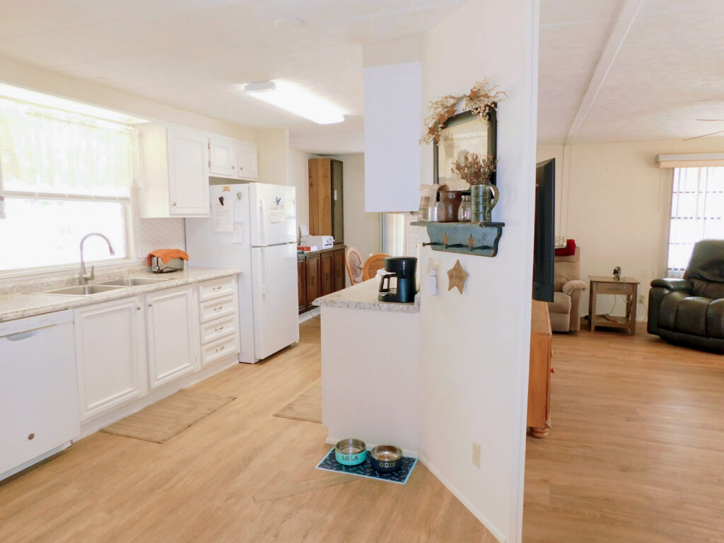 12 Parkwood Road, Winter Haven, Florida 33881 in 2026 (4)