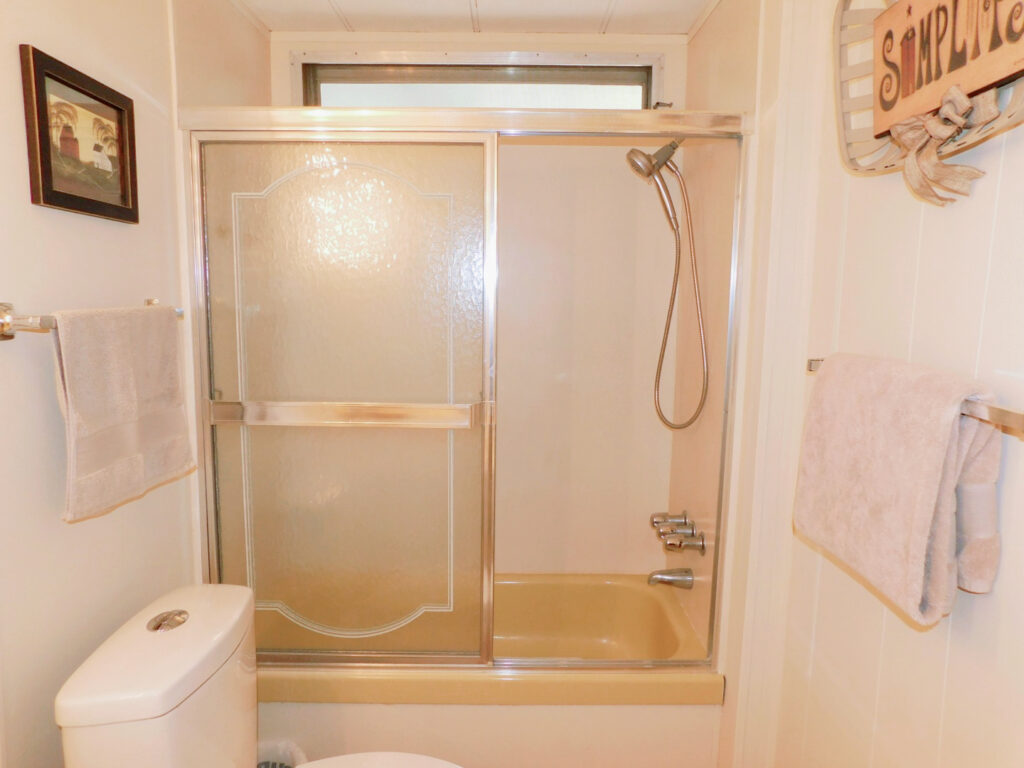 12 Parkwood Road, Winter Haven, Florida 33881 in 2026 (48)