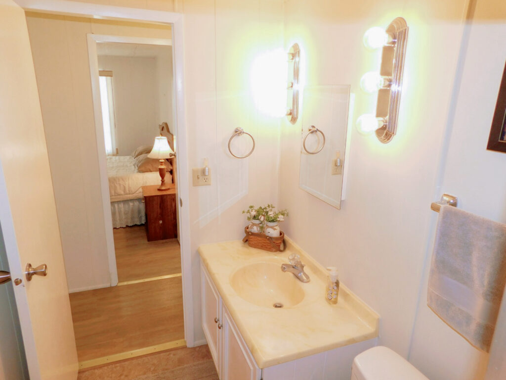 12 Parkwood Road, Winter Haven, Florida 33881 in 2026 (49)