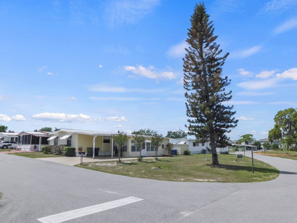 12 Parkwood Road, Winter Haven, Florida 33881 in 2026 (57)