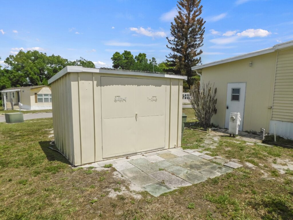 12 Parkwood Road, Winter Haven, Florida 33881 in 2026 (71)