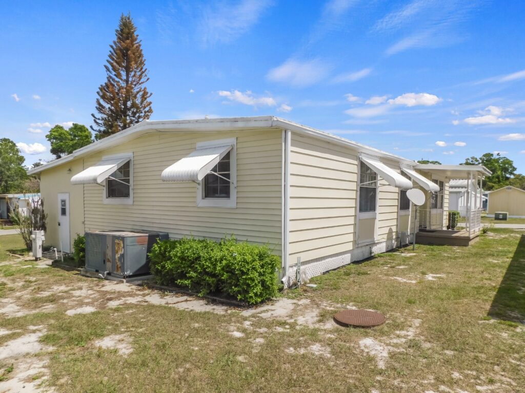 12 Parkwood Road, Winter Haven, Florida 33881 in 2026 (74)