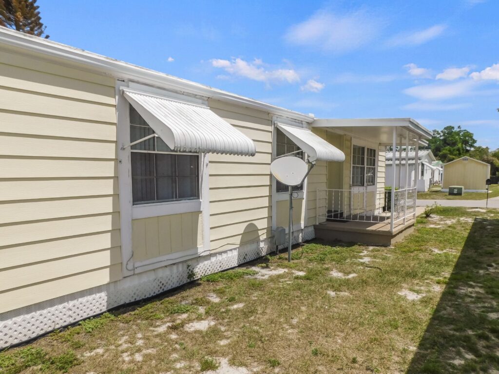 12 Parkwood Road, Winter Haven, Florida 33881 in 2026 (75)