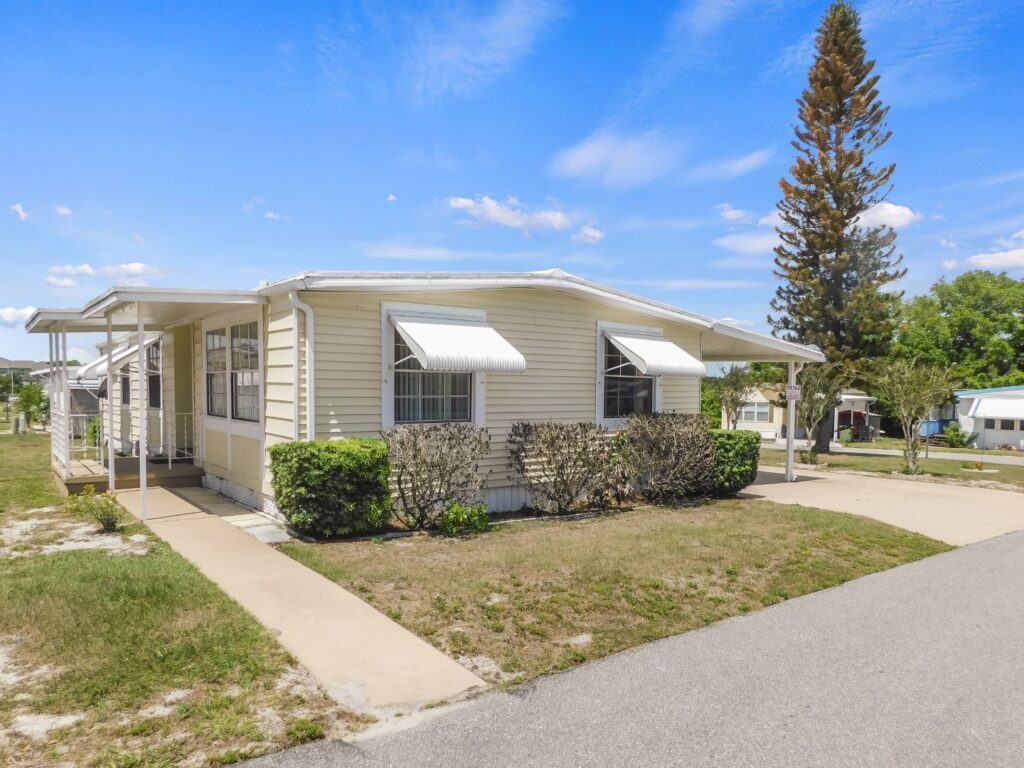 12 Parkwood Road, Winter Haven, Florida 33881 in 2026 (77)