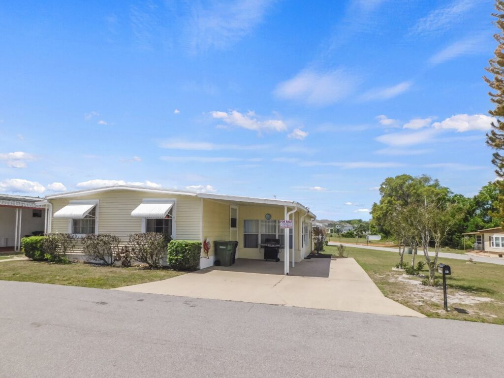 12 Parkwood Road, Winter Haven, Florida 33881 in 2026 (81)