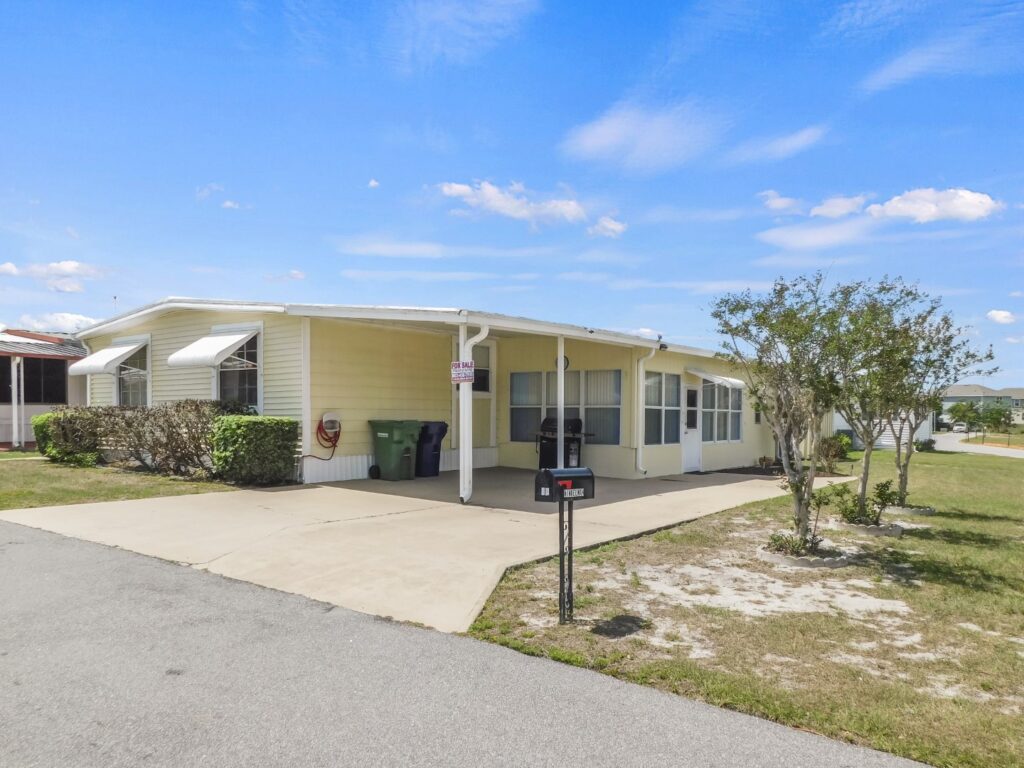 12 Parkwood Road, Winter Haven, Florida 33881 in 2026 (82)