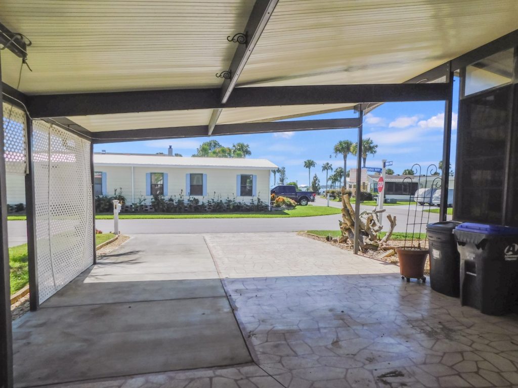 180 Arianna Way, Auburndale, FL 33823 (48)