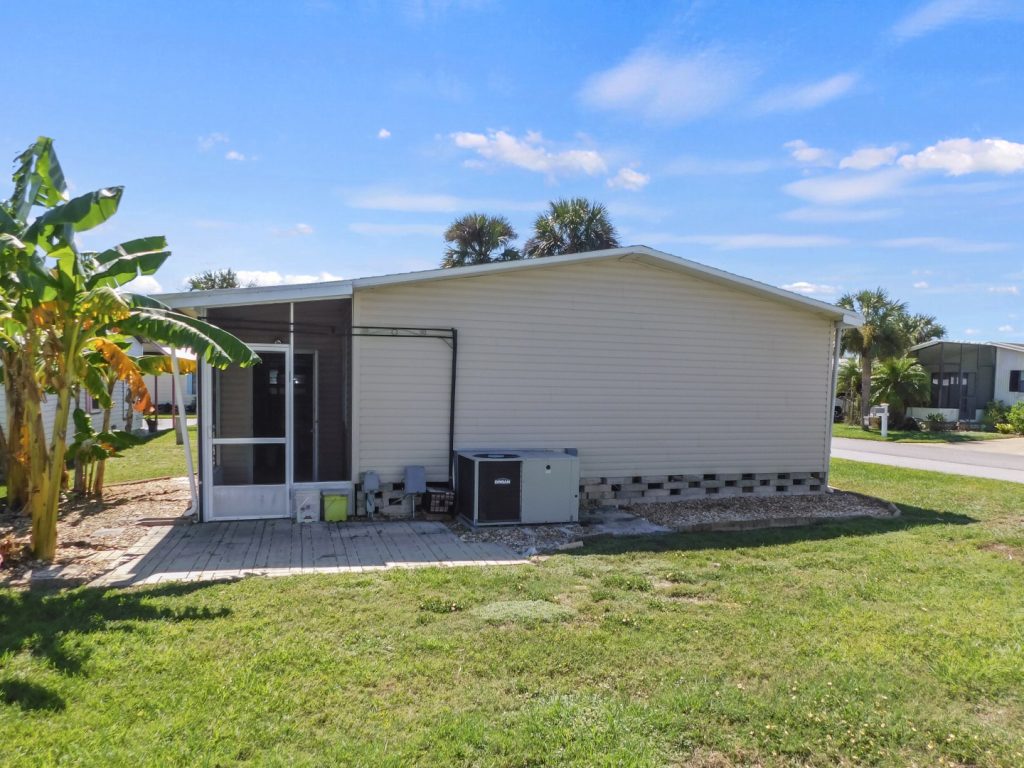 180 Arianna Way, Auburndale, FL 33823 (56)