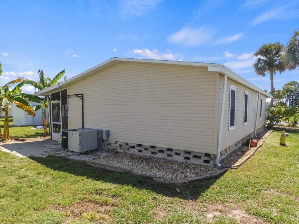 180 Arianna Way, Auburndale, FL 33823 (59)