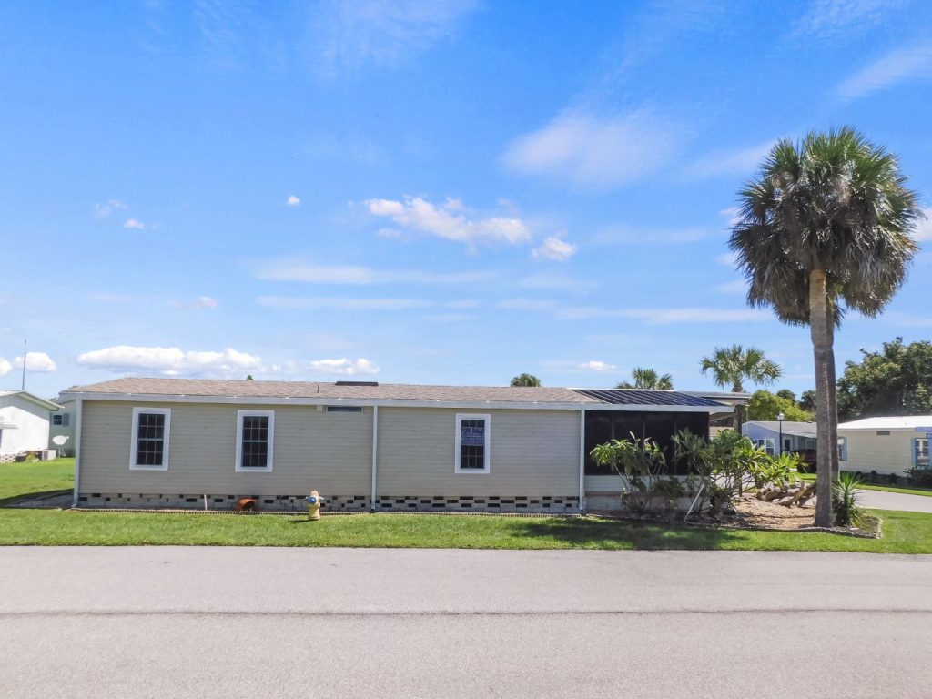 180 Arianna Way, Auburndale, FL 33823 (62)