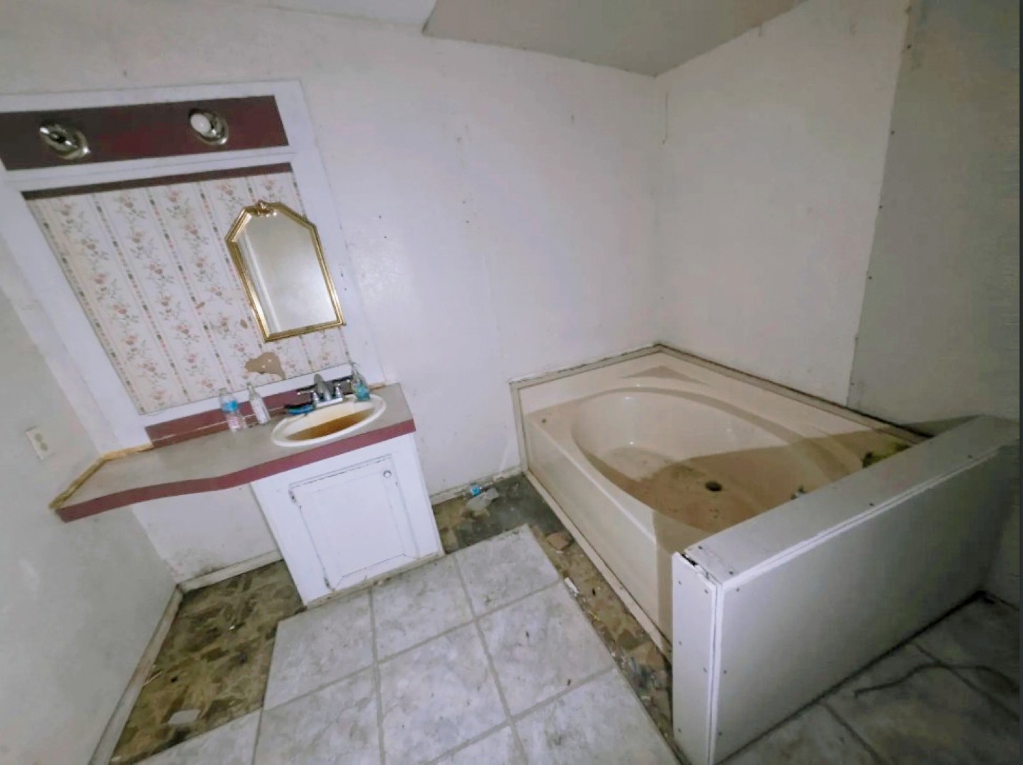 28×50 Doublewide in Plant City (10) (Large)