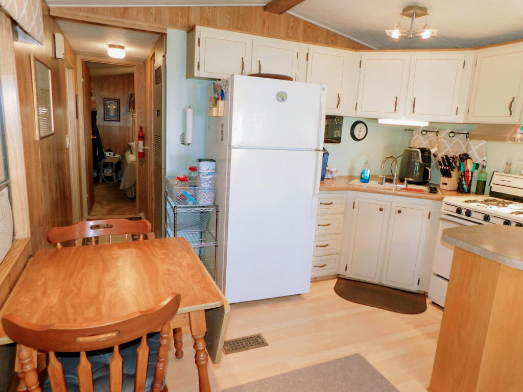 36922 Euchre Drive, Zephyrhills, FL 33541 (16)