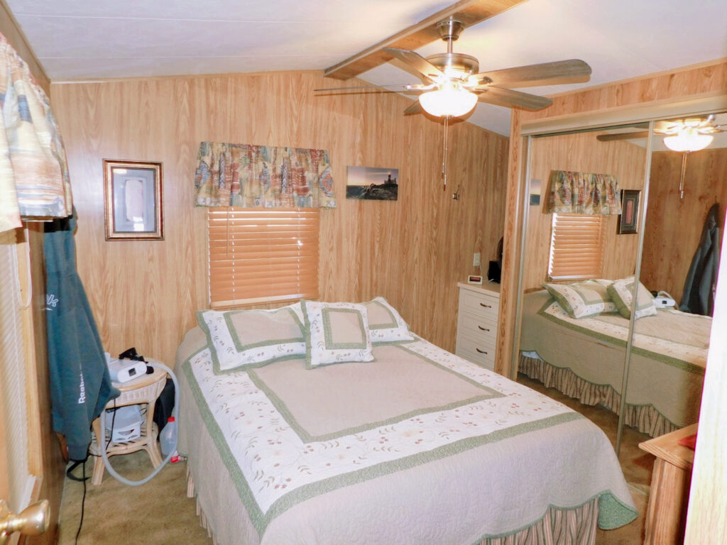 36922 Euchre Drive, Zephyrhills, FL 33541 (24)