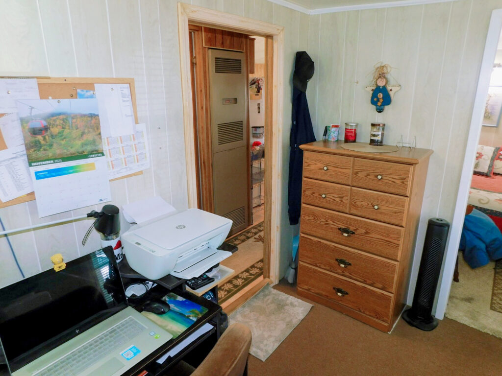 36922 Euchre Drive, Zephyrhills, FL 33541 (31)