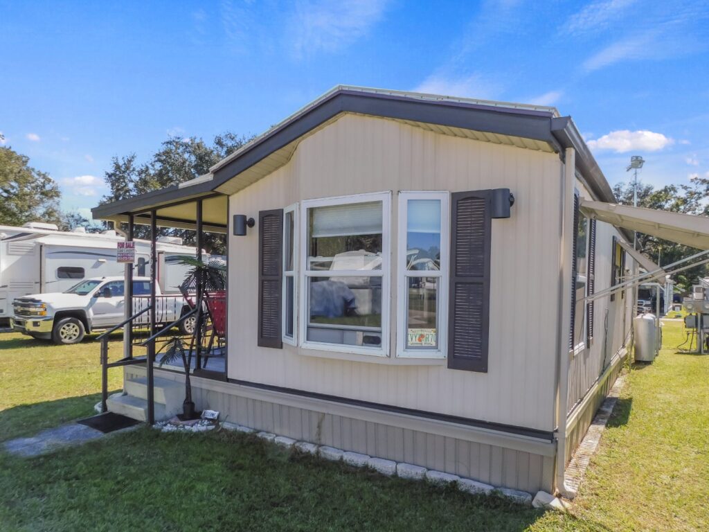 36922 Euchre Drive, Zephyrhills, FL 33541 (55)