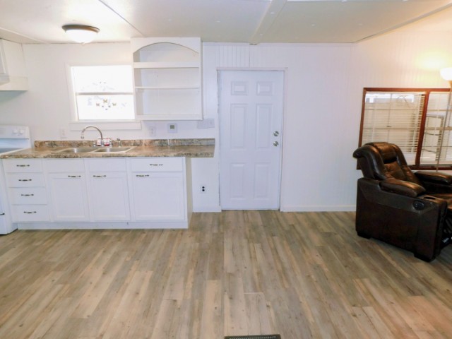 37814 Poncan Circle, Zephyrhills, FL 33541 (12)