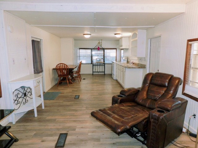 37814 Poncan Circle, Zephyrhills, FL 33541 (13)