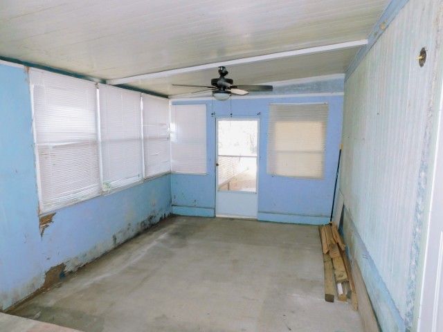 37814 Poncan Circle, Zephyrhills, FL 33541 (30)