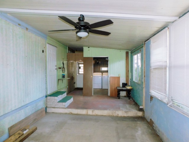 37814 Poncan Circle, Zephyrhills, FL 33541 (32)