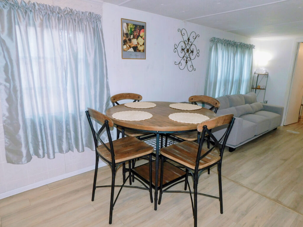 37903 Poncan Circle, Zephyrhills, Florida 33541 (11)