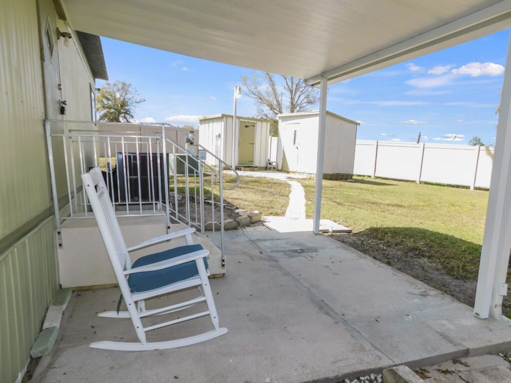 37903 Poncan Circle, Zephyrhills, Florida 33541 (49)