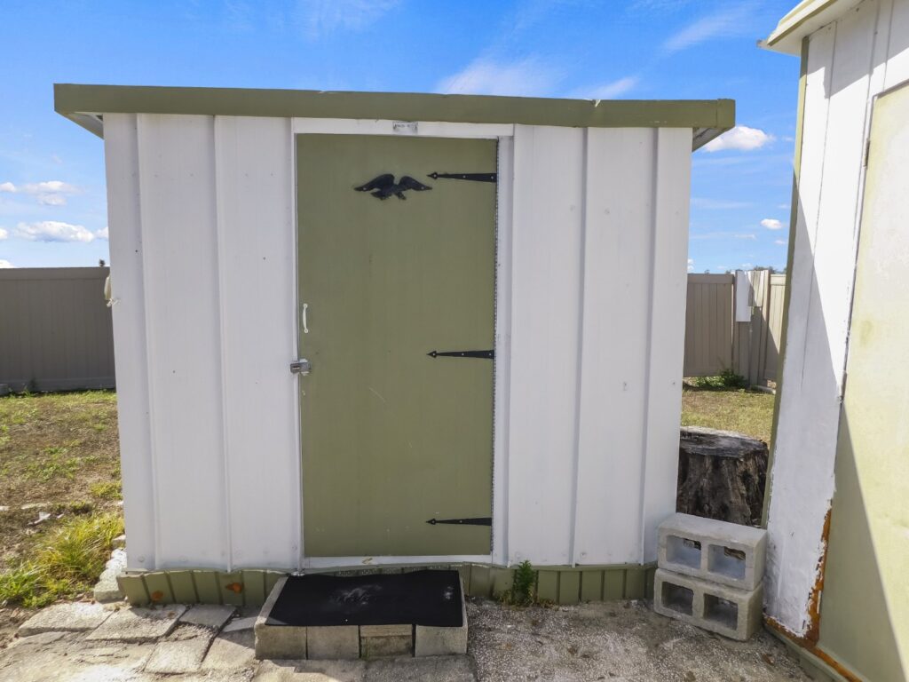 37903 Poncan Circle, Zephyrhills, Florida 33541 (54)