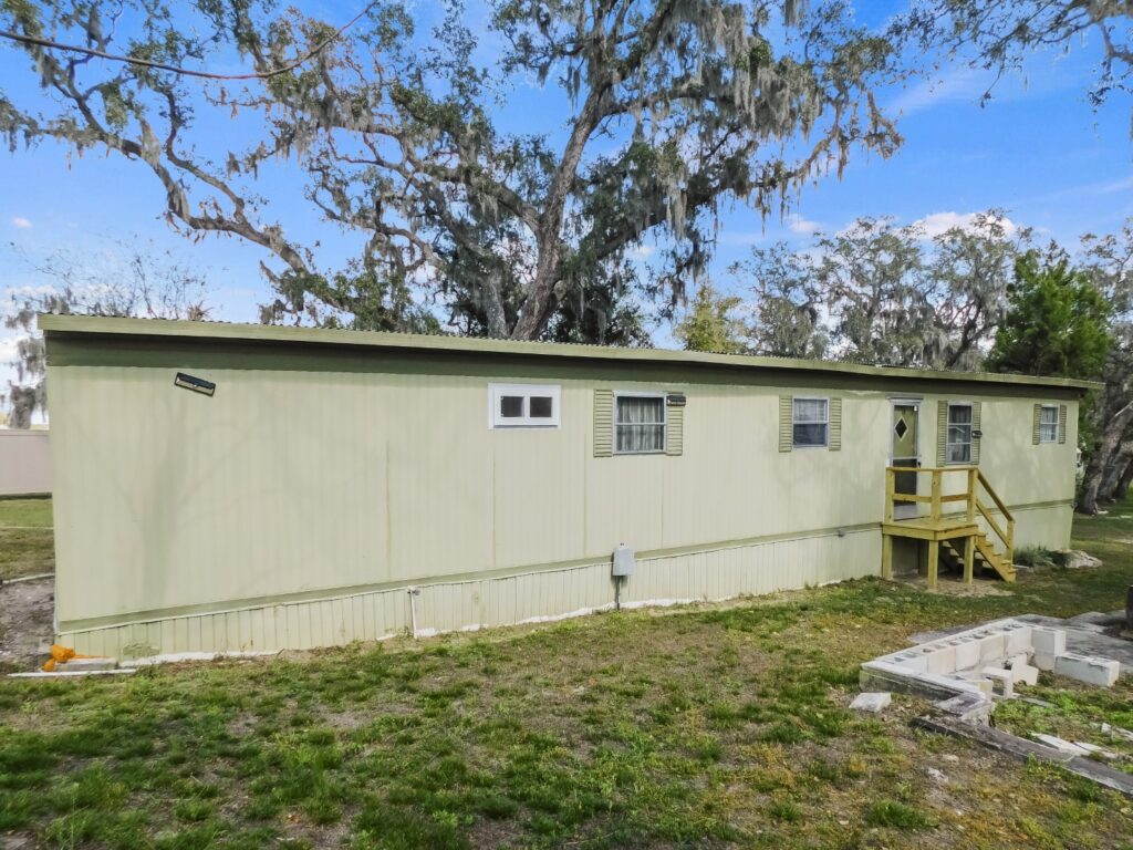 37903 Poncan Circle, Zephyrhills, Florida 33541 (64)
