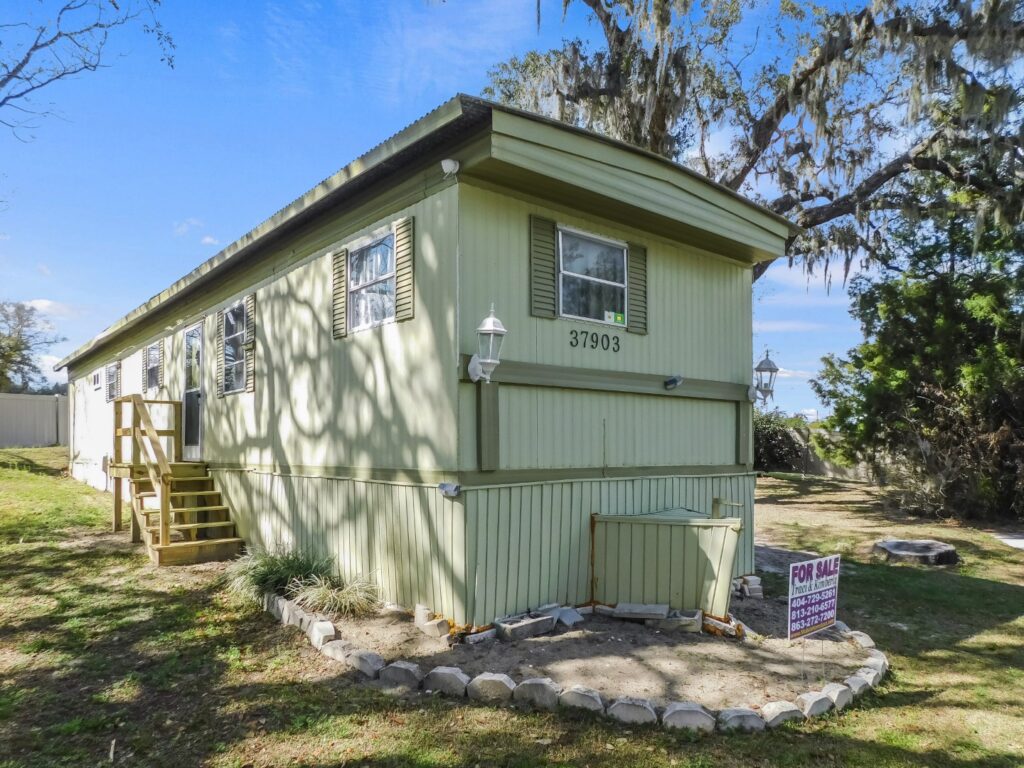 37903 Poncan Circle, Zephyrhills, Florida 33541 (65)