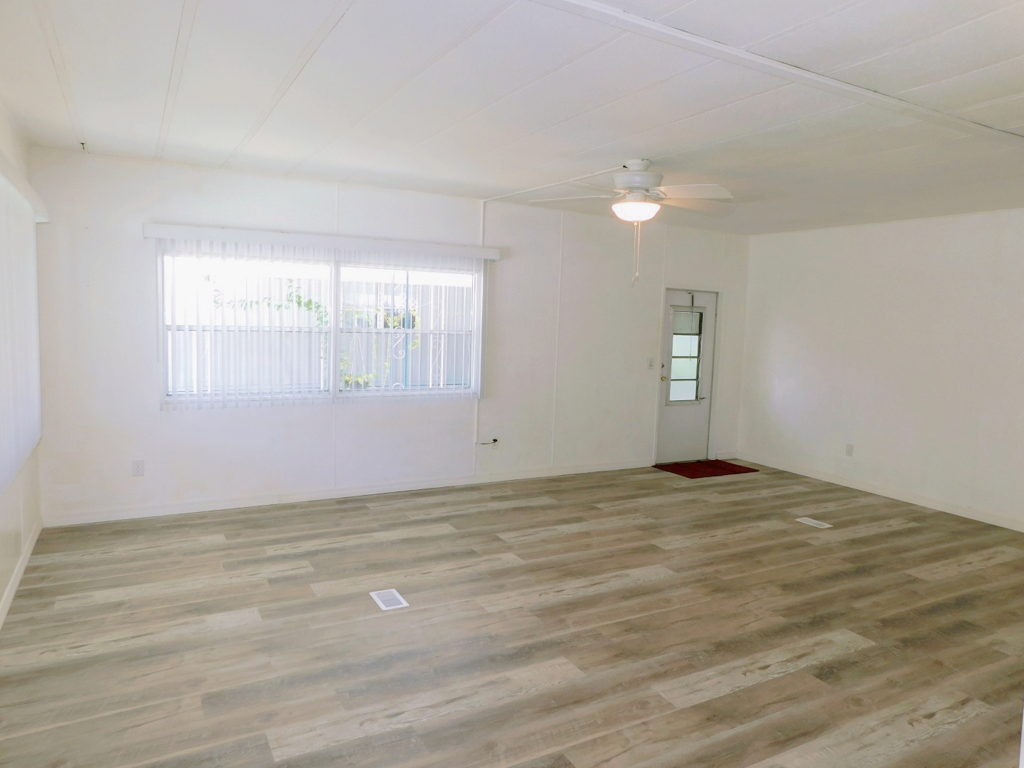 37964 Poncan Circle, Zephyrhills, FL 33541 in 2026 (20)