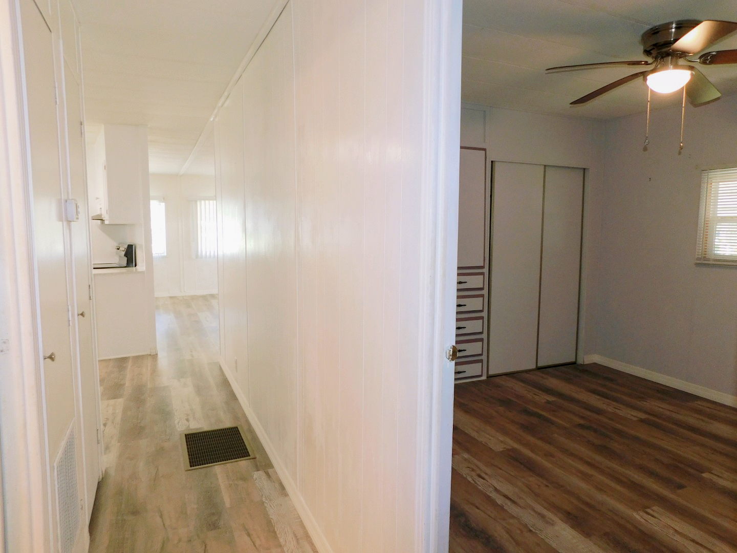 37964 Poncan Circle, Zephyrhills, FL 33541 in 2026 (36)