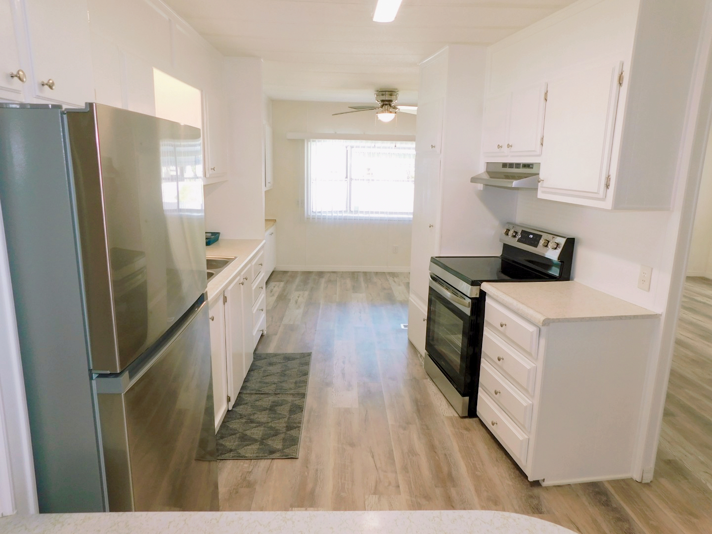 37964 Poncan Circle, Zephyrhills, FL 33541 in 2026 (7)