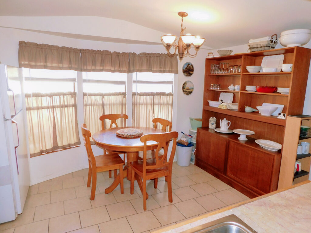 3823 Oakcrest Lane, Zephyrhills, FL 33541 (8)