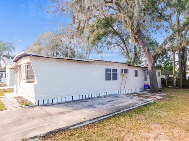 39445 Tabetha Drive, Zephyrhills, Florida 33542 (40)