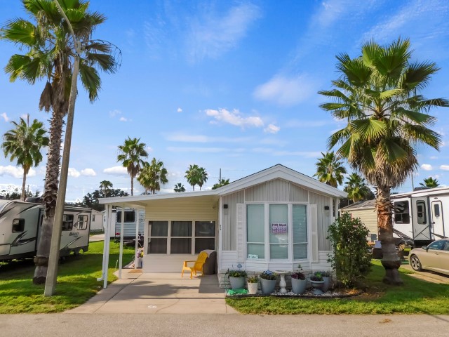 41219 Hockey Drive Lot 56, Zephyrhills, FL 33540 (30)
