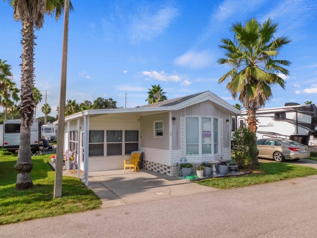 41219 Hockey Drive Lot 56, Zephyrhills, FL 33540 (52)