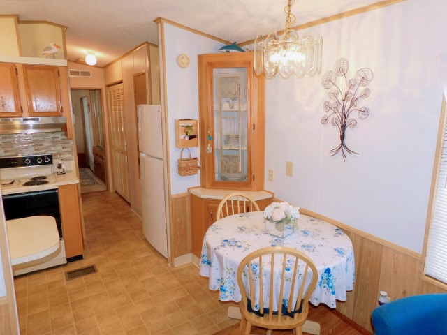 5100 60th Street East #Q19, Bradenton, FL 34203 (10)