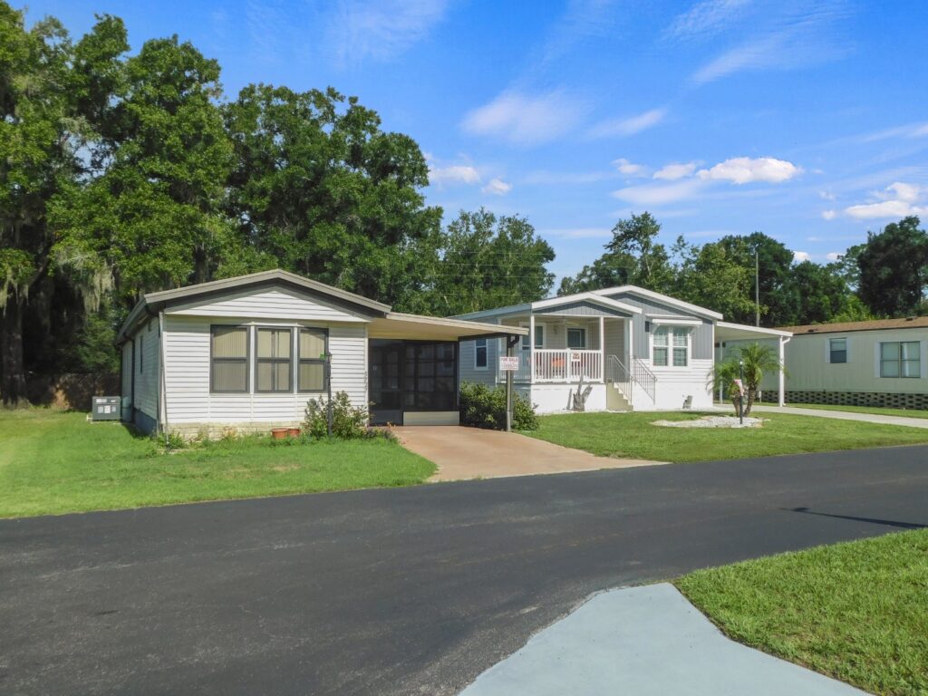 5727 Windtree Drive, Zephyrhills, FL 33541 in 2026 (3)