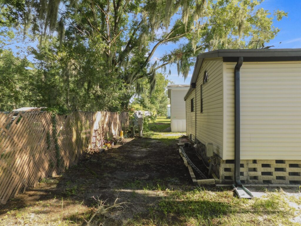 5727 Windtree Drive, Zephyrhills, FL 33541 in 2026 (64)