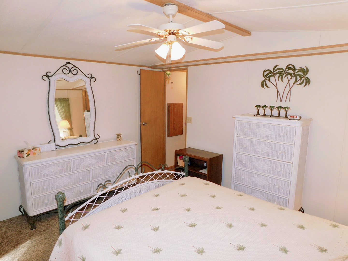 5751 Windtree Drive, Zephyrhills, FL 33541 (27)