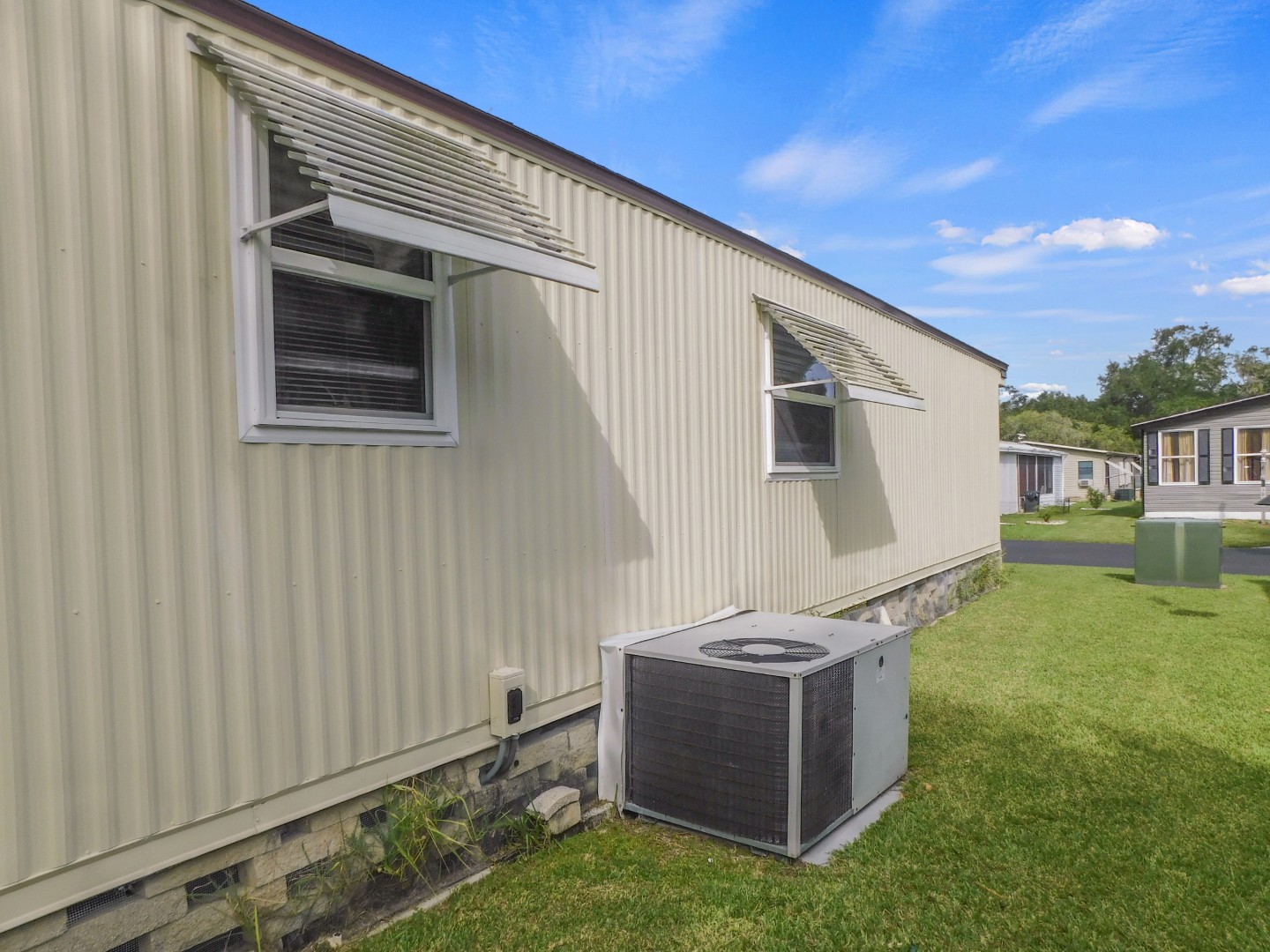 5751 Windtree Drive, Zephyrhills, FL 33541 (50)