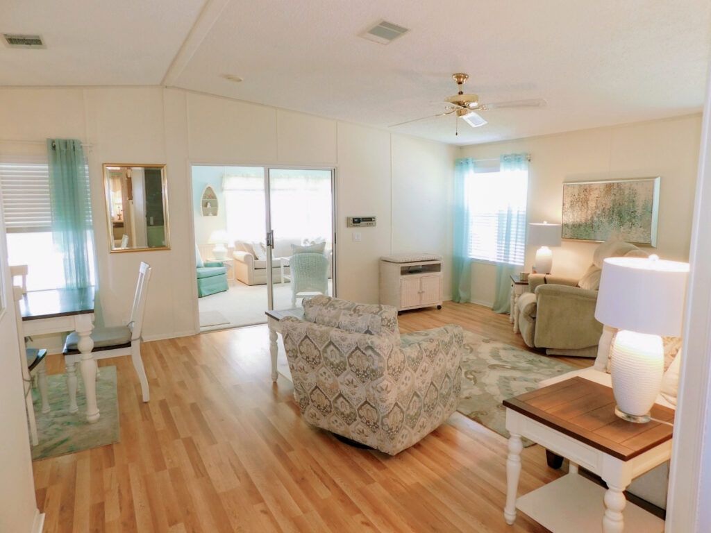 5919 Jessup Drive, Zephyrhills, FL 33540 (22)