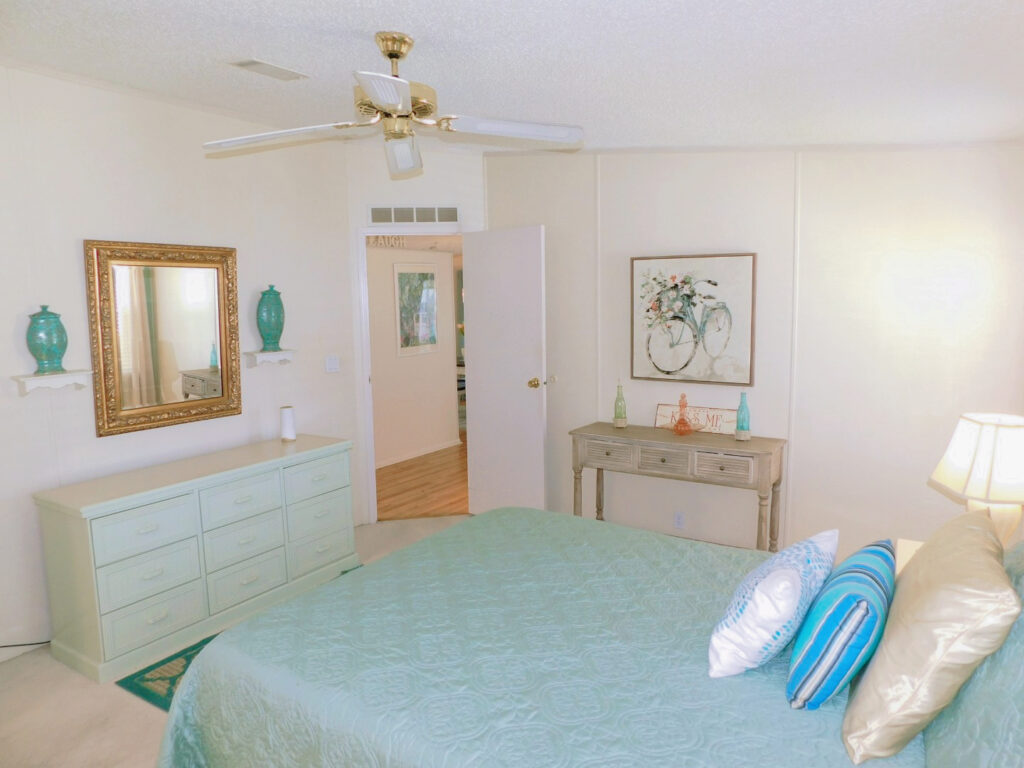 5919 Jessup Drive, Zephyrhills, FL 33540 (30)