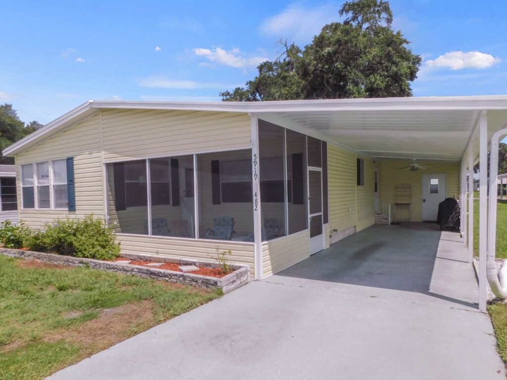 5919 Jessup Drive, Zephyrhills, FL 33540 (55)