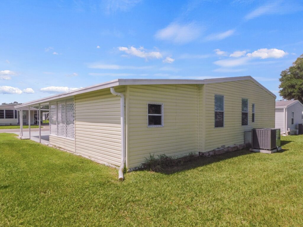 5919 Jessup Drive, Zephyrhills, FL 33540 (62)