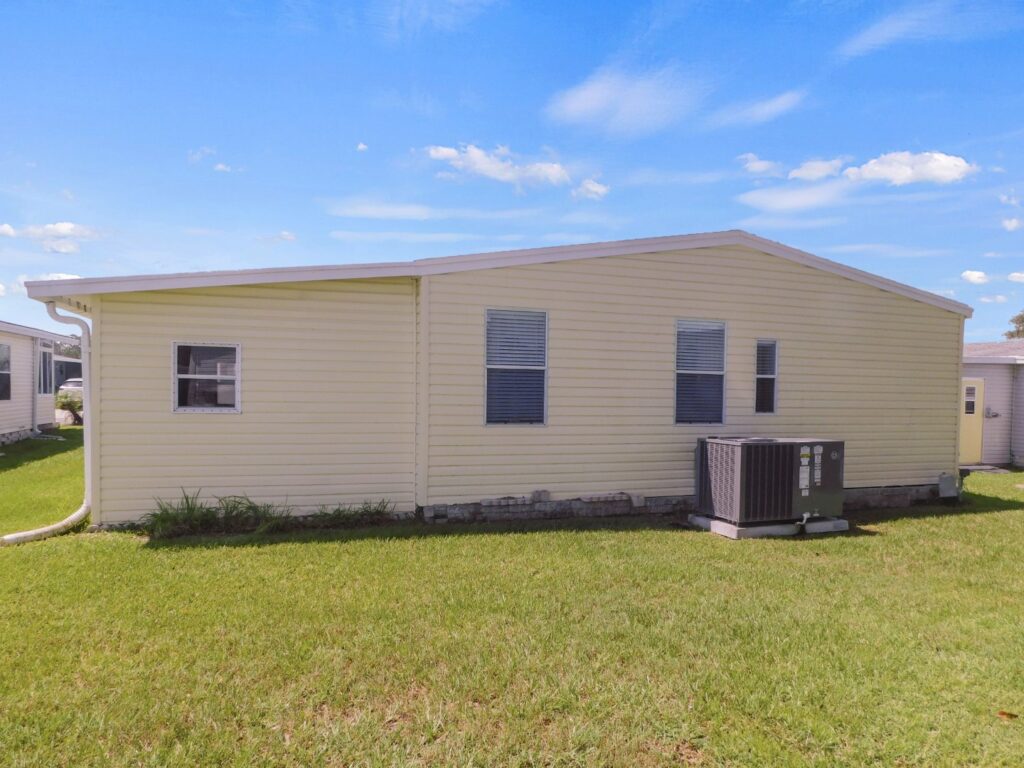 5919 Jessup Drive, Zephyrhills, FL 33540 (64)